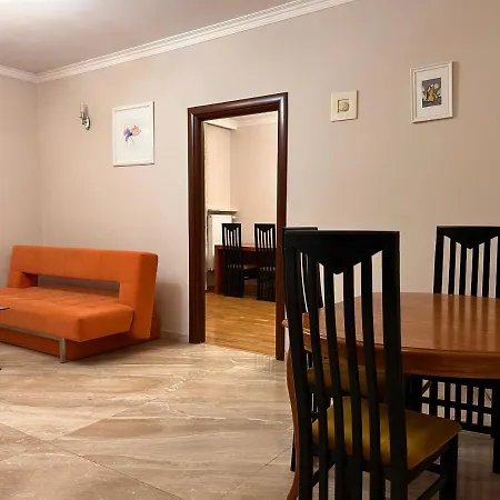 Apartment Mieszkanie W Centrum *